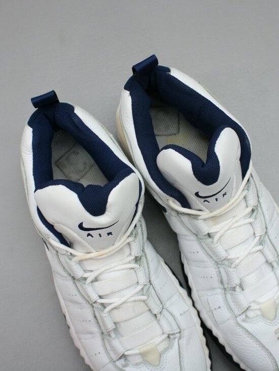 Nike Chris Mullin #17 Autographed Game-Worn/Used Signed Basketball Shoe Sneakers main image 8